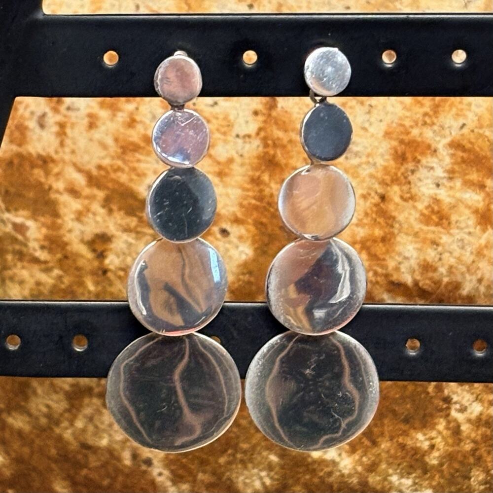 Sterling Silver Graduating Circle Dangle/Drop Earrings by MWS